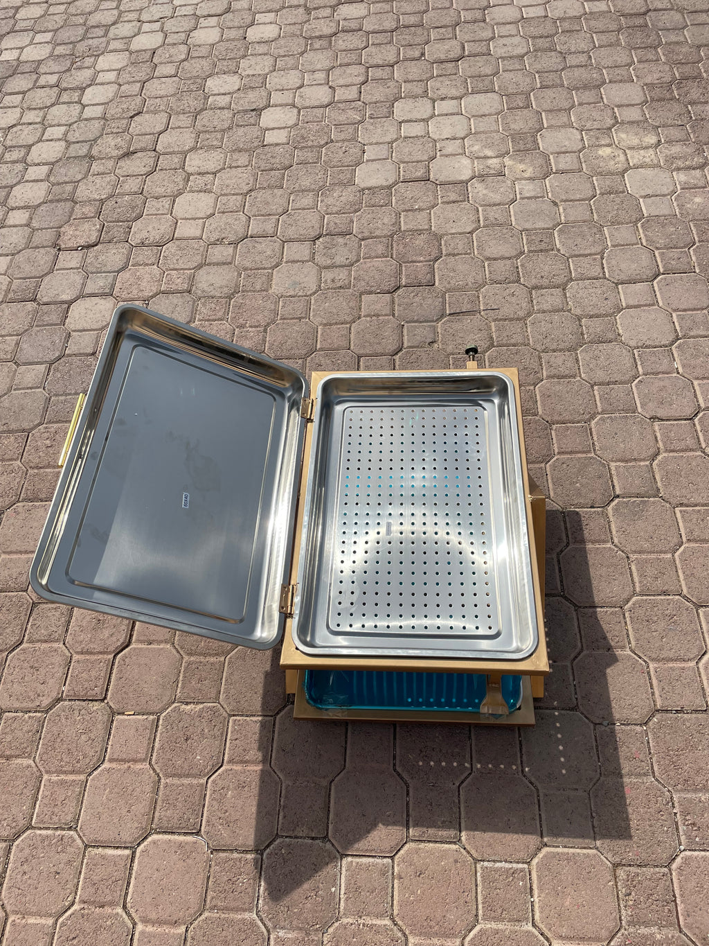 60x40cm  شواية المضبي اطباق ستانلس ستيل  بغطاء