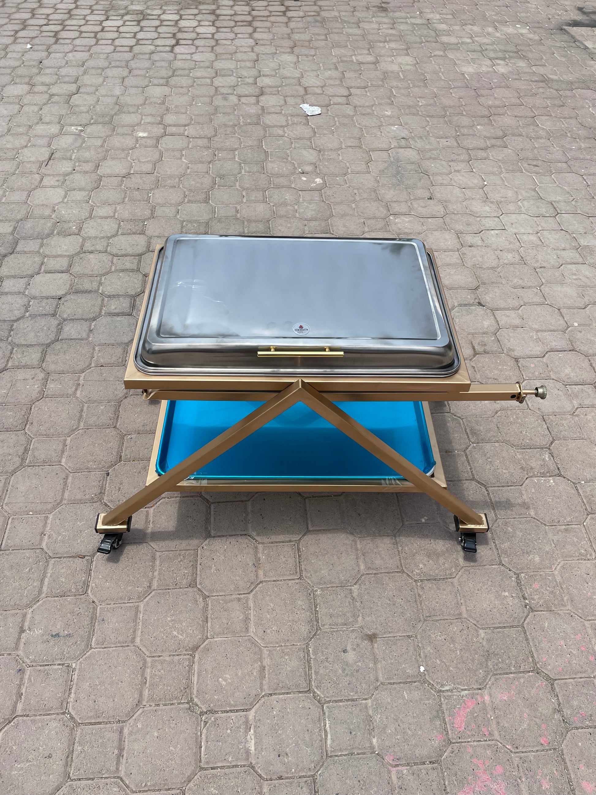 60x40cm  شواية المضبي اطباق ستانلس ستيل  بغطاء وعجلات