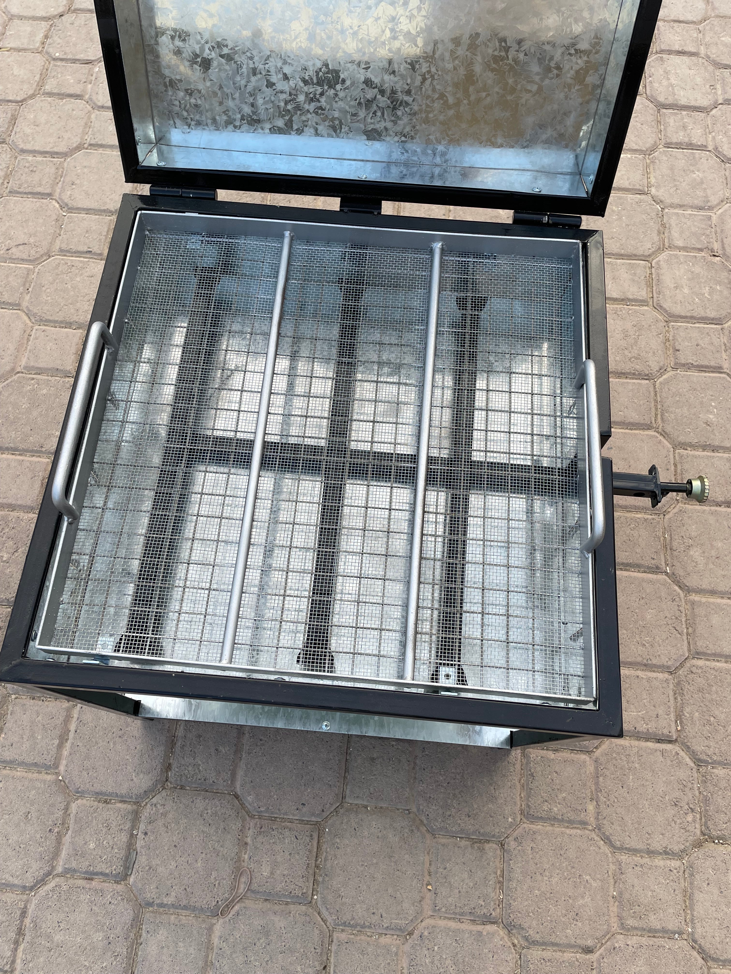 50x50cm  شواية المضبي العائلية